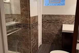 8447 Drake Ave, Skokie, IL 60076 - Photo 23