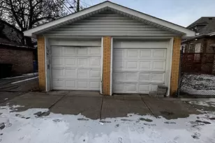 7156 S Artesian Ave, Chicago, IL 60629 - Photo 3