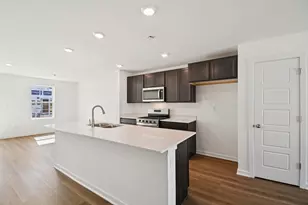 1393 Oakfield Ln, Pingree Grove, IL 60140 - Photo 7