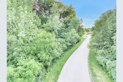 1268 Deer Path, Kankakee, IL 60901 - Photo 3