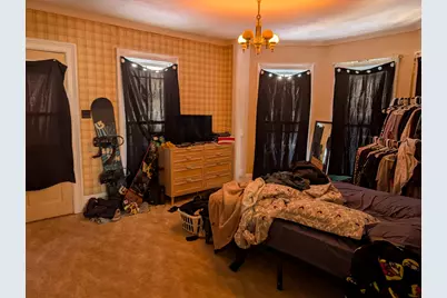 717 W Pleasant Street, Freeport, IL 61032 - Photo 3