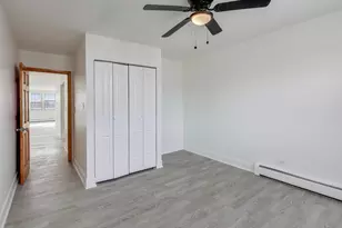 7200 N Claremont Ave, Chicago, IL 60645 - Photo 13