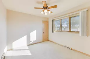 5700 N Orange Ave, Chicago, IL 60631 - Photo 5