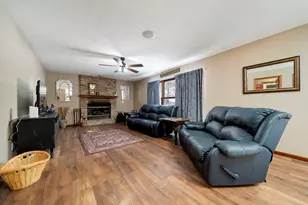 5304 E Hubbard Trail, Byron, IL 61010 - Photo 19