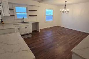 2514 W Nottingham Pl, Peoria, IL 61614 - Photo 7