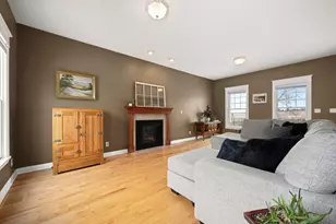 1126 Arneita St, Sycamore, IL 60178 - Photo 3