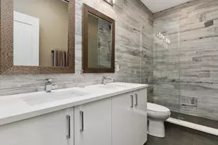 1448 W Erie St, Chicago, IL 60642 - Photo 25