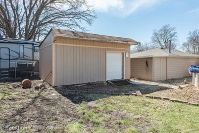 8829 Skyline Drive, Burr Ridge, IL 60527 - Photo 25