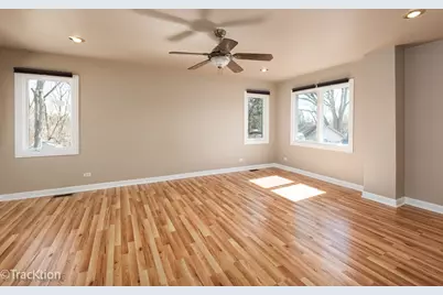 8829 Skyline Drive, Burr Ridge, IL 60527 - Photo 15