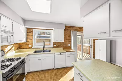 [Address not provided], Winfield, IL 60190 - Photo 11