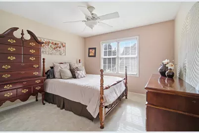 4837 Middle Road, Gurnee, IL 60031 - Photo 13