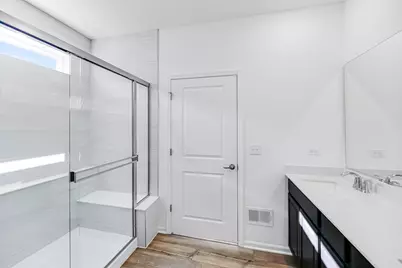 375 S Constitution Drive, Aurora, IL 60506 - Photo 5