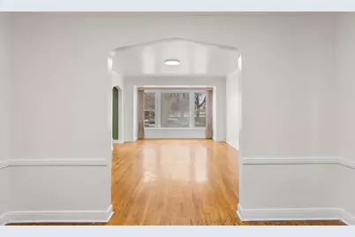 8142 S Yates Boulevard, Chicago, IL 60617 - Photo 5