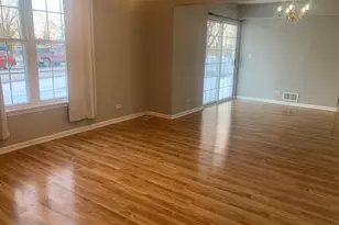 1093 Symphony Dr, Aurora, IL 60504 - Photo 3