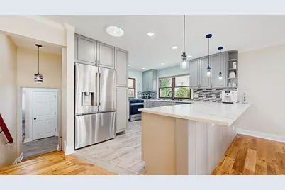 576 Amherst Avenue, Des Plaines, IL 60016 - Photo 9