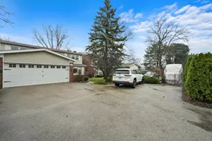 5238 Pratt Ave, Skokie, IL 60077 - Photo 25