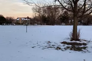 7580 Vida Ave, Lakewood, IL 60014 - Photo 3