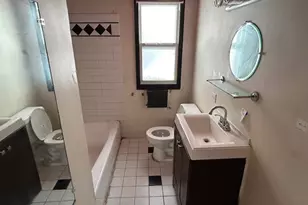 17946 Roy St, Lansing, IL 60438 - Photo 9