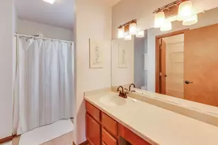 3409 W Bretons Dr, McHenry, IL 60050 - Photo 11