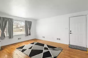 4381 Safford Rd, Rockford, IL 61101 - Photo 5