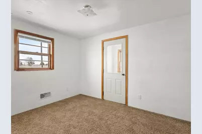 4381 Safford Road, Rockford, IL 61101 - Photo 13