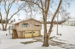 4381 Safford Rd, Rockford, IL 61101 - Photo 3