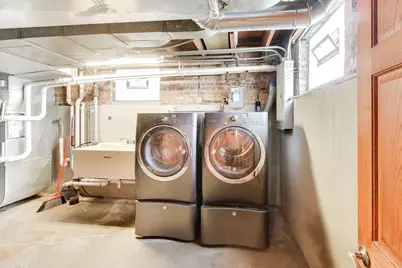 6230 N Troy Street, Chicago, IL 60659 - Photo 29