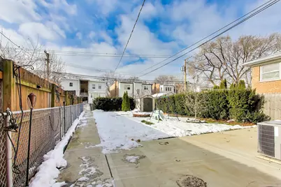 6230 N Troy Street, Chicago, IL 60659 - Photo 31