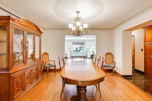 6230 N Troy St, Chicago, IL 60659 - Photo 7