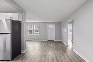 3614 Linneman St, Glenview, IL 60025 - Photo 5