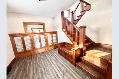 501 S Pierpont Avenue, Rockford, IL 61102 - Photo 3