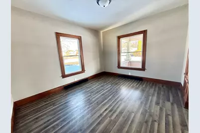 501 S Pierpont Avenue, Rockford, IL 61102 - Photo 9