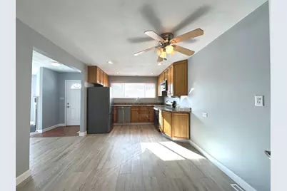 1410 Beverly Lane, Streamwood, IL 60107 - Photo 9