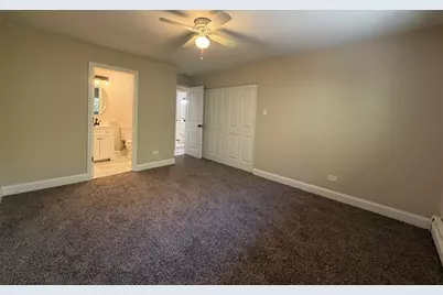 100 Willow Lane #201B, Willow Springs, IL 60480 - Photo 9