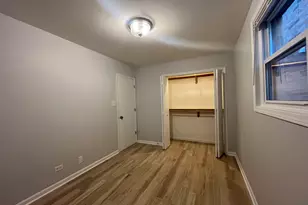 449 W 37th St, Chicago, IL 60609 - Photo 5