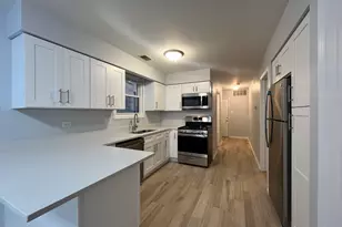 449 W 37th St, Chicago, IL 60609 - Photo 11