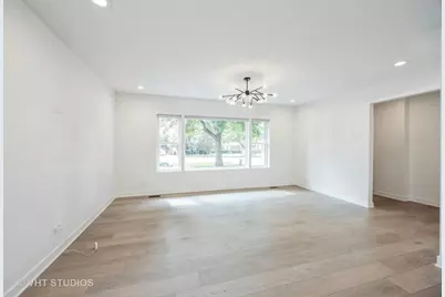 823 N La Grange Road #1, La Grange Park, IL 60526 - Photo 5