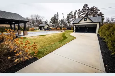 740 67th Place, Willowbrook, IL 60527 - Photo 13