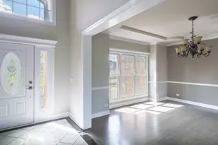 618 Pine St, Sugar Grove, IL 60554 - Photo 5