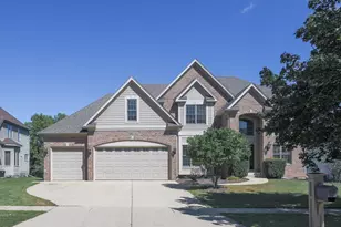 618 Pine St, Sugar Grove, IL 60554 - Photo 1