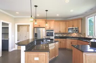 618 Pine St, Sugar Grove, IL 60554 - Photo 11