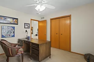 2422 Arnold Ave, Rockford, IL 61108 - Photo 17