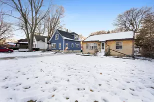 121 N May St, Joliet, IL 60435 - Photo 13