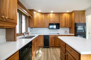 1745 E 4100N Rd, Buckingham, IL 60917 - Photo 7