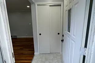 1136 Laurel Ln, Naperville, IL 60540 - Photo 3