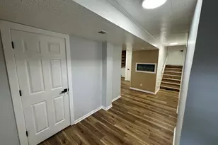 1136 Laurel Ln, Naperville, IL 60540 - Photo 11