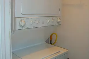 10810 N Hamlin Ave, Chicago, IL 60624 - Photo 13