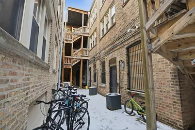 2234 W Roscoe Street #3, Chicago, IL 60618 - Photo 21