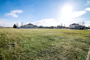 501 Spring Park Loop, Bourbonnais, IL 60914 - Photo 5