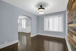 8352 S St Lawrence Ave, Chicago, IL 60619 - Photo 13